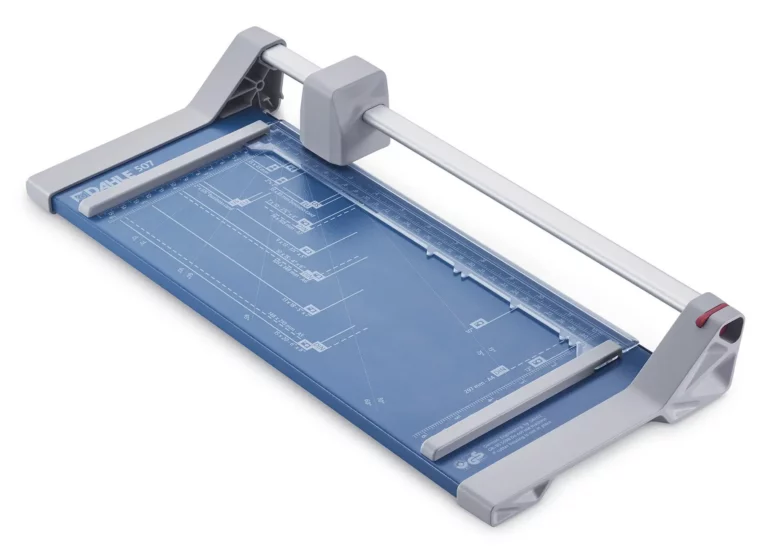 DAHLE Rollen-Schneidemaschine 507 A4 bis 8 Blatt 44
