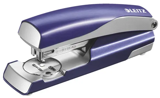 LEITZ Büroheftgerät New NeXXt Style 5562 30 Blatt Metall titan blau