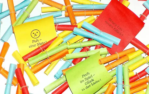 Röllchenlose Nieten 100 Stück mehrere Farben